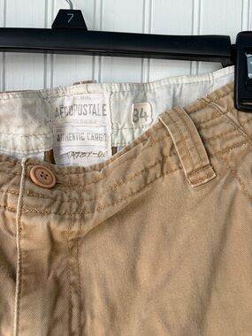 Aeropostale Men’s Khaki Cargo Pants - Light Tan